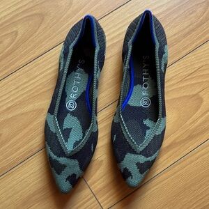 Rothy’s the Point Olive Camo size 6.5